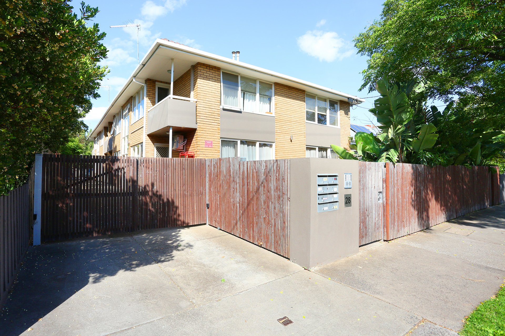 8 28 Westgarth Street NORTHCOTE VIC 3070