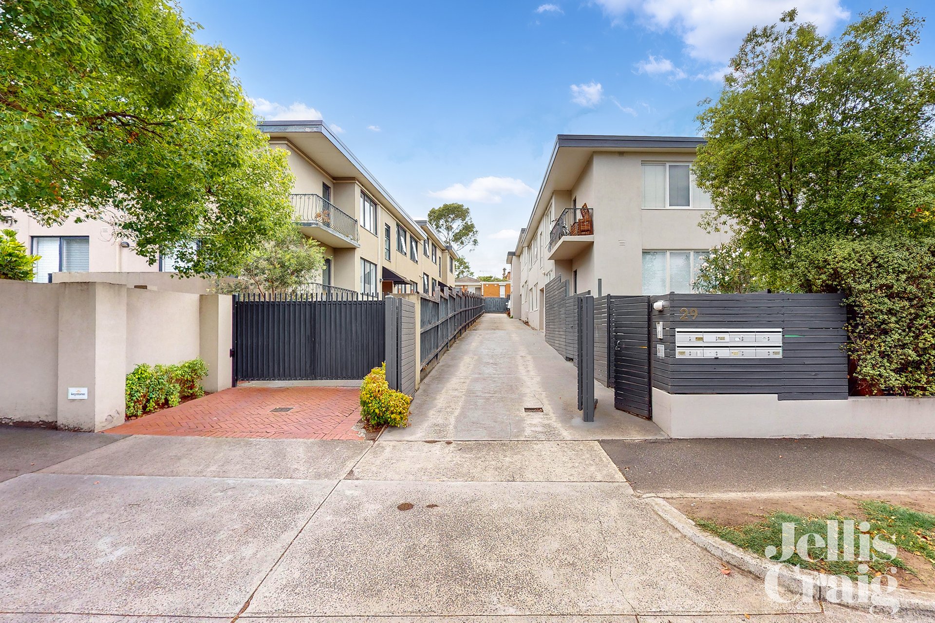 8/29 Elphin Grove, Hawthorn image 1