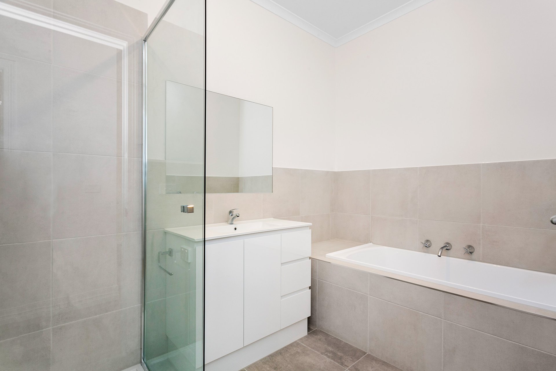 Property Gallery Thumbnail 7