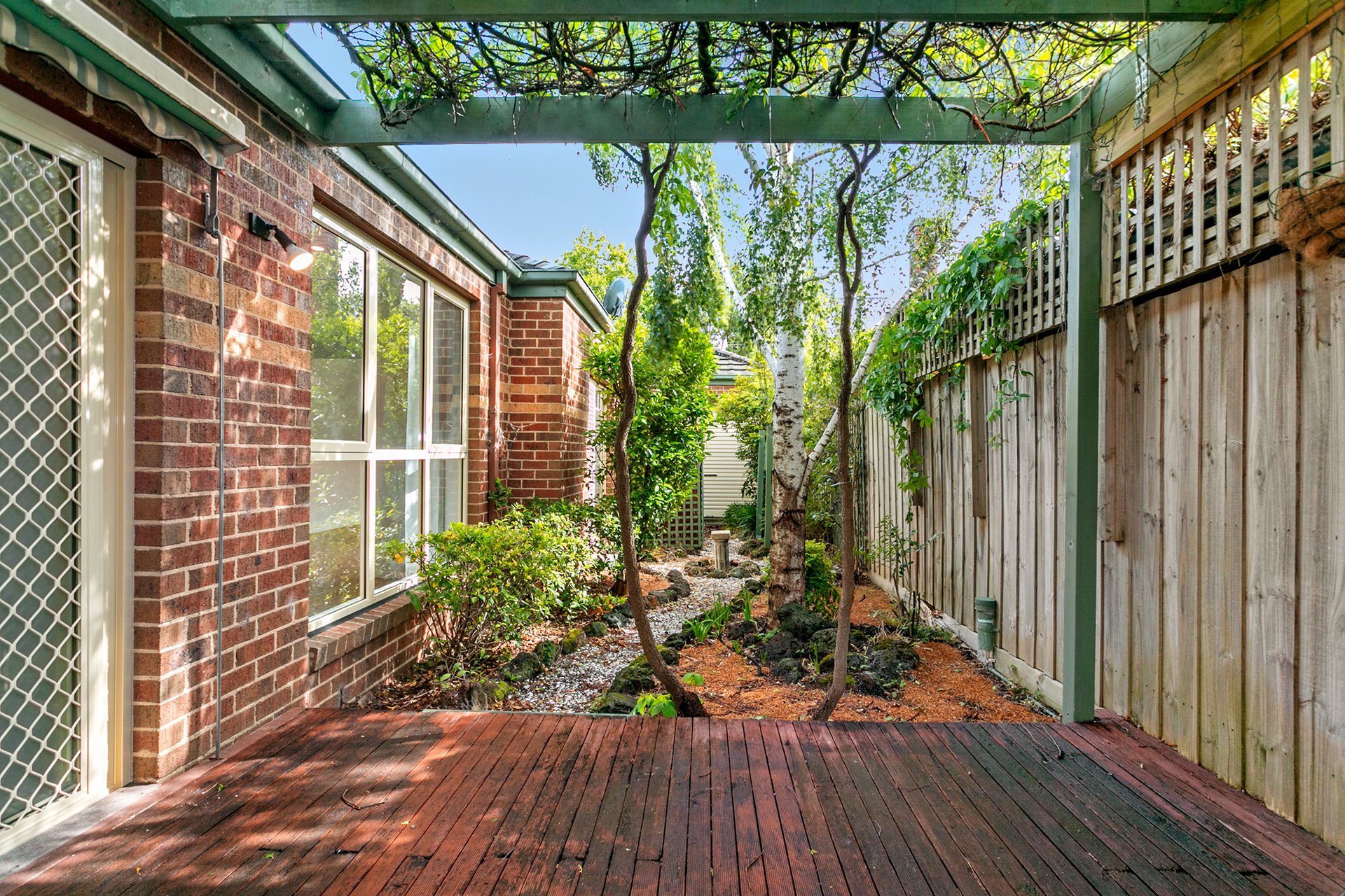 Property Gallery Thumbnail 8