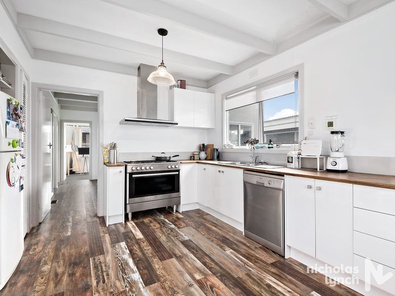 Property Gallery Thumbnail 5