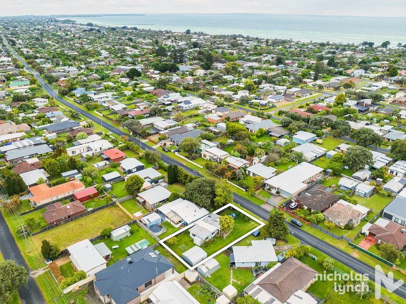Property Gallery Thumbnail 11
