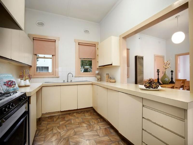 83 Belford Road, Kew East image 5