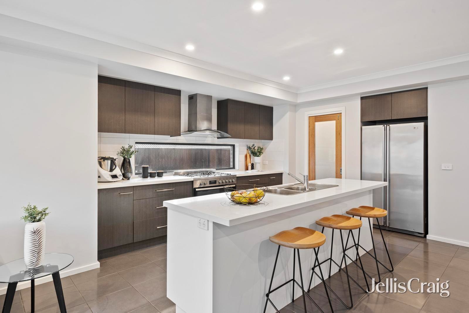 83 Columbia Boulevard, Chirnside&nbsp;Park image 3