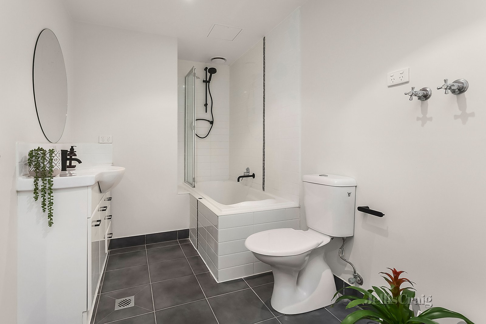 83 Eleanor Street, Footscray image 4