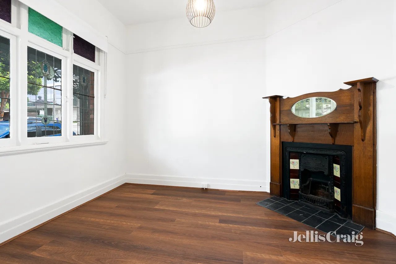 83 Erin Street, Richmond image 5