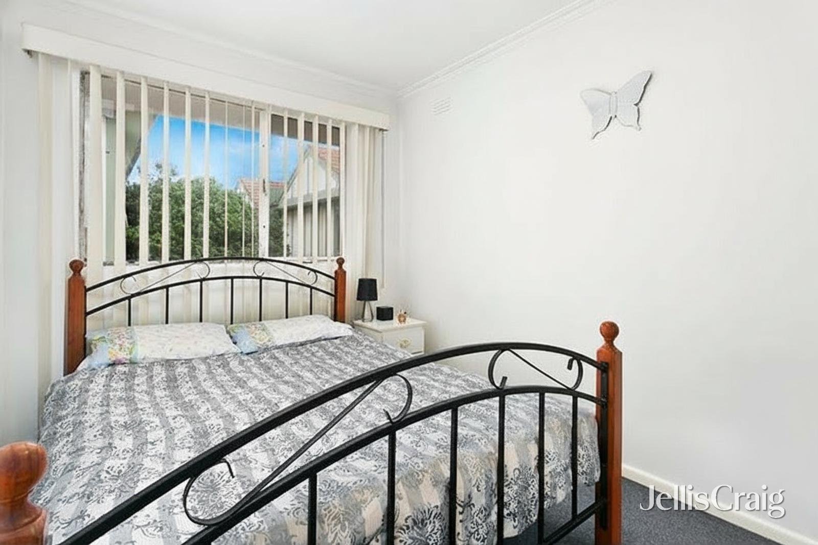 8/3 Flower Street, Essendon image 4
