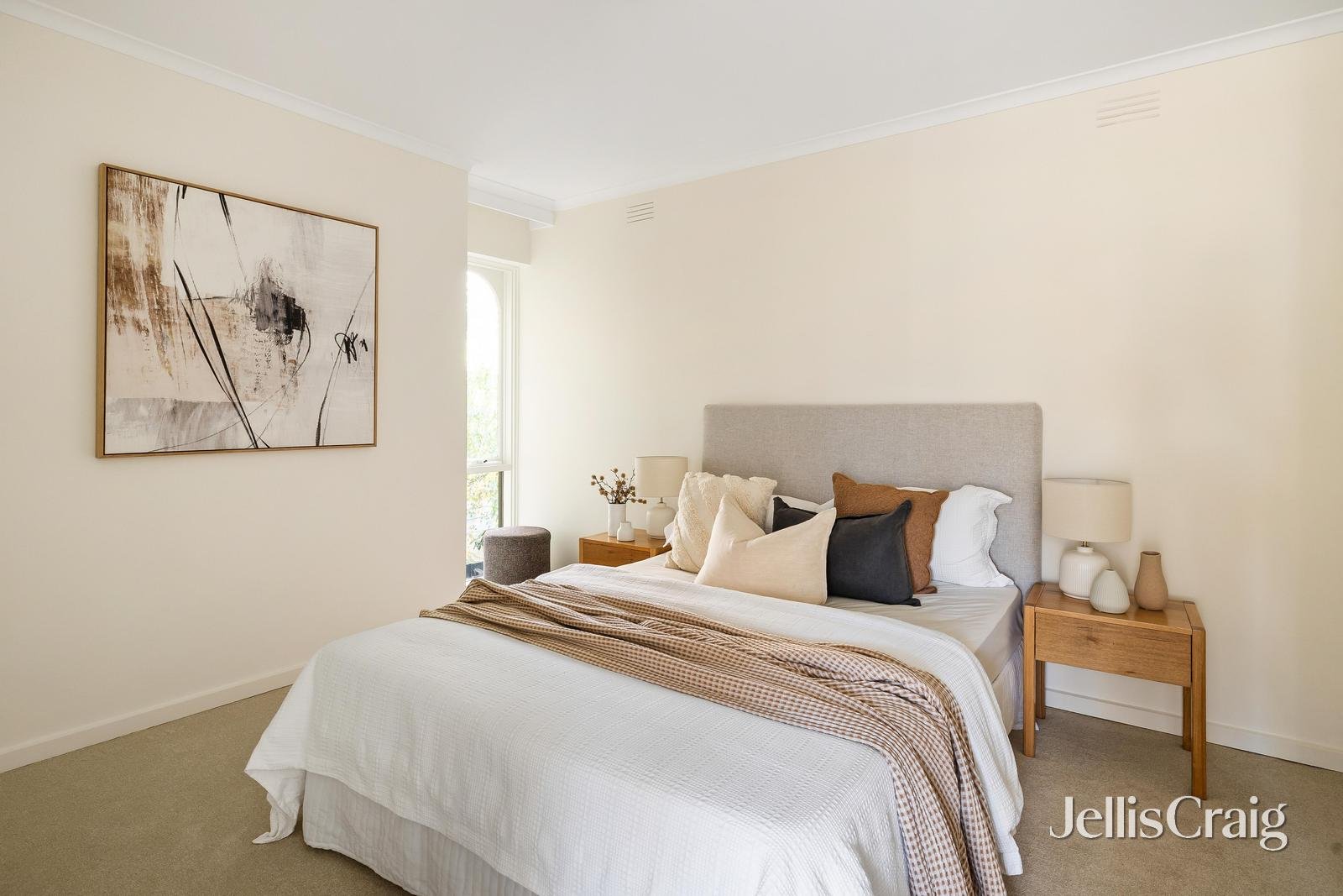 8/3 Irving Street, Malvern image 7