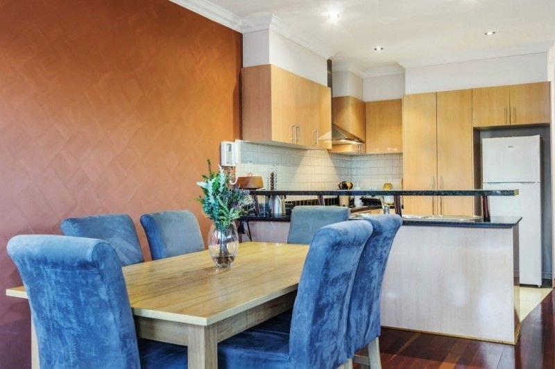 8/3 Kenilworth Parade, Ivanhoe image 2