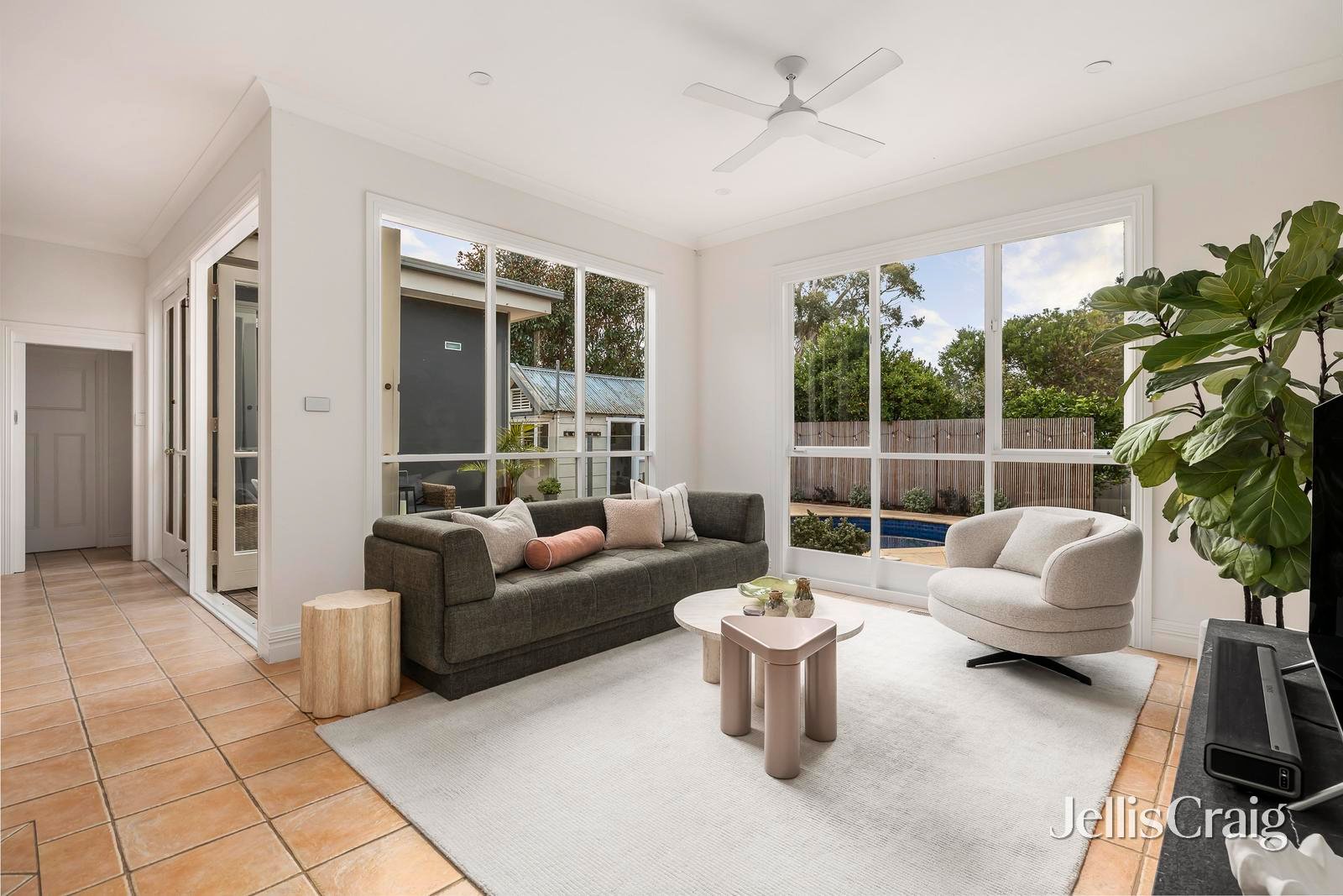 83 Linacre Road, Hampton image 3