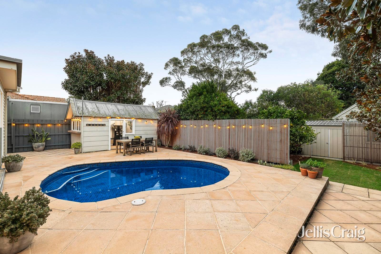 83 Linacre Road, Hampton image 18