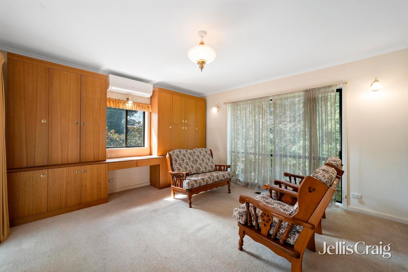 83 Menin Road, Forest&nbsp;Hill image 4