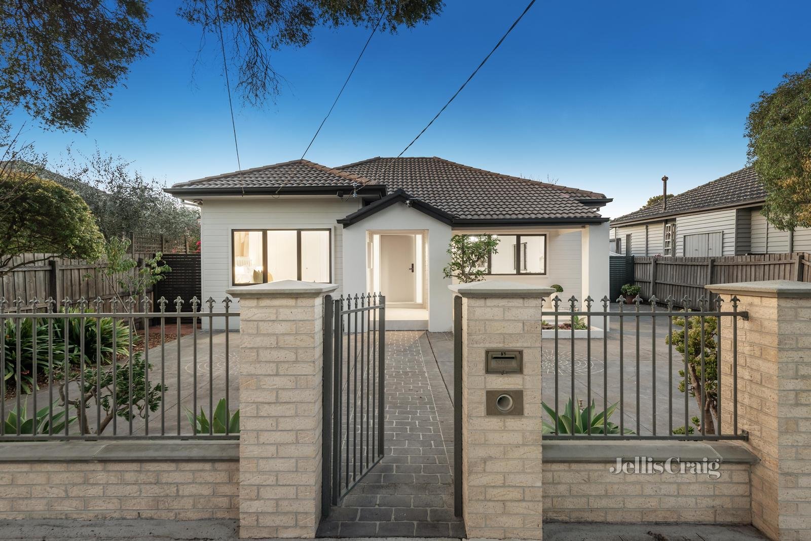 83 Neville Street, Carnegie image 1