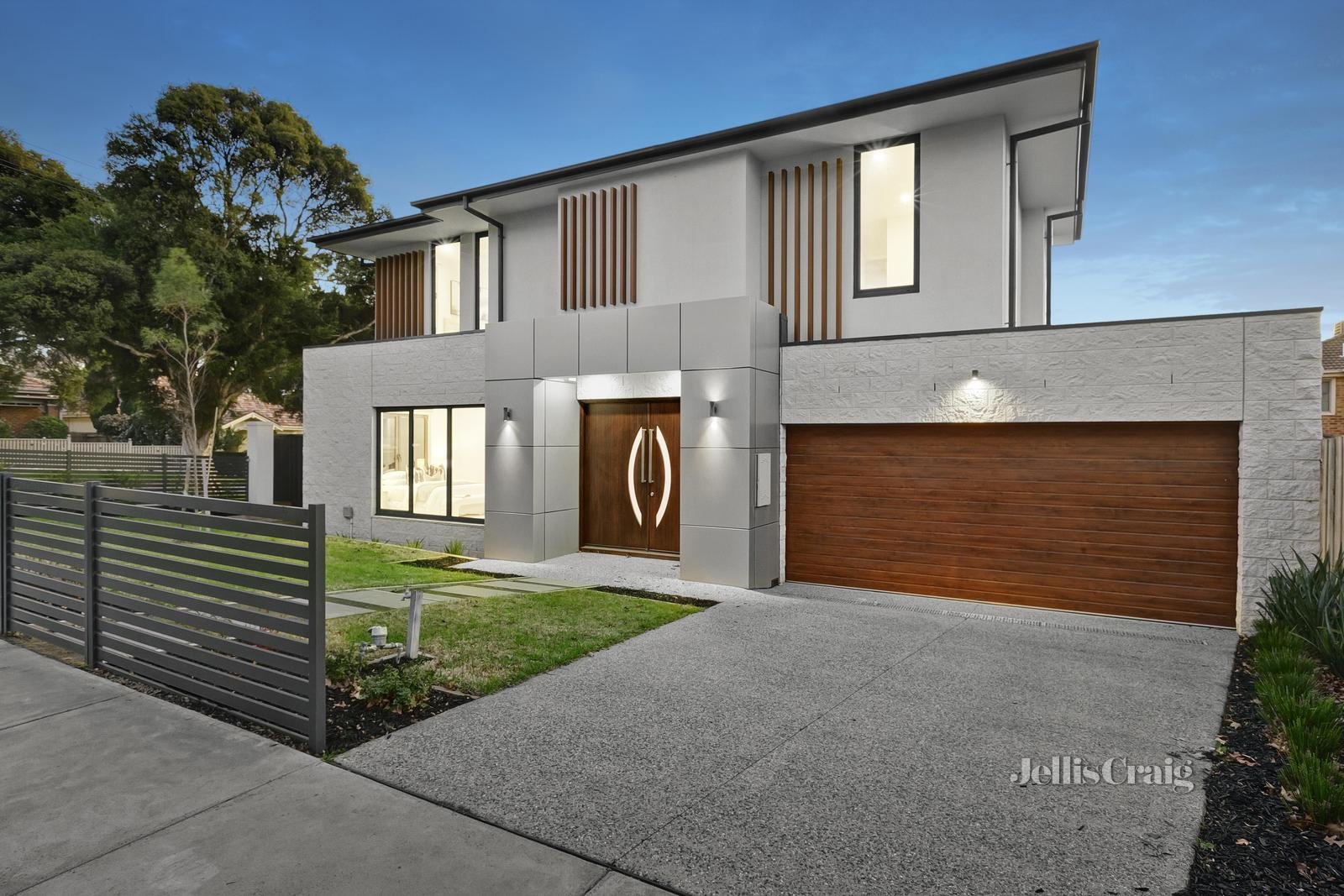 83 Normanby Road, Kew image 1