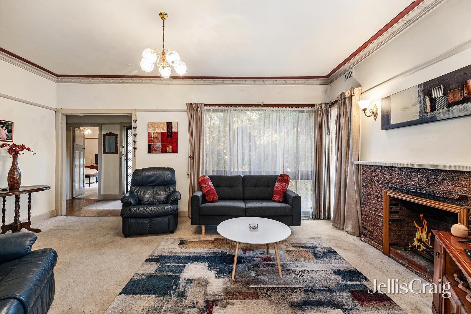 83 Rattray Road, Montmorency image 3