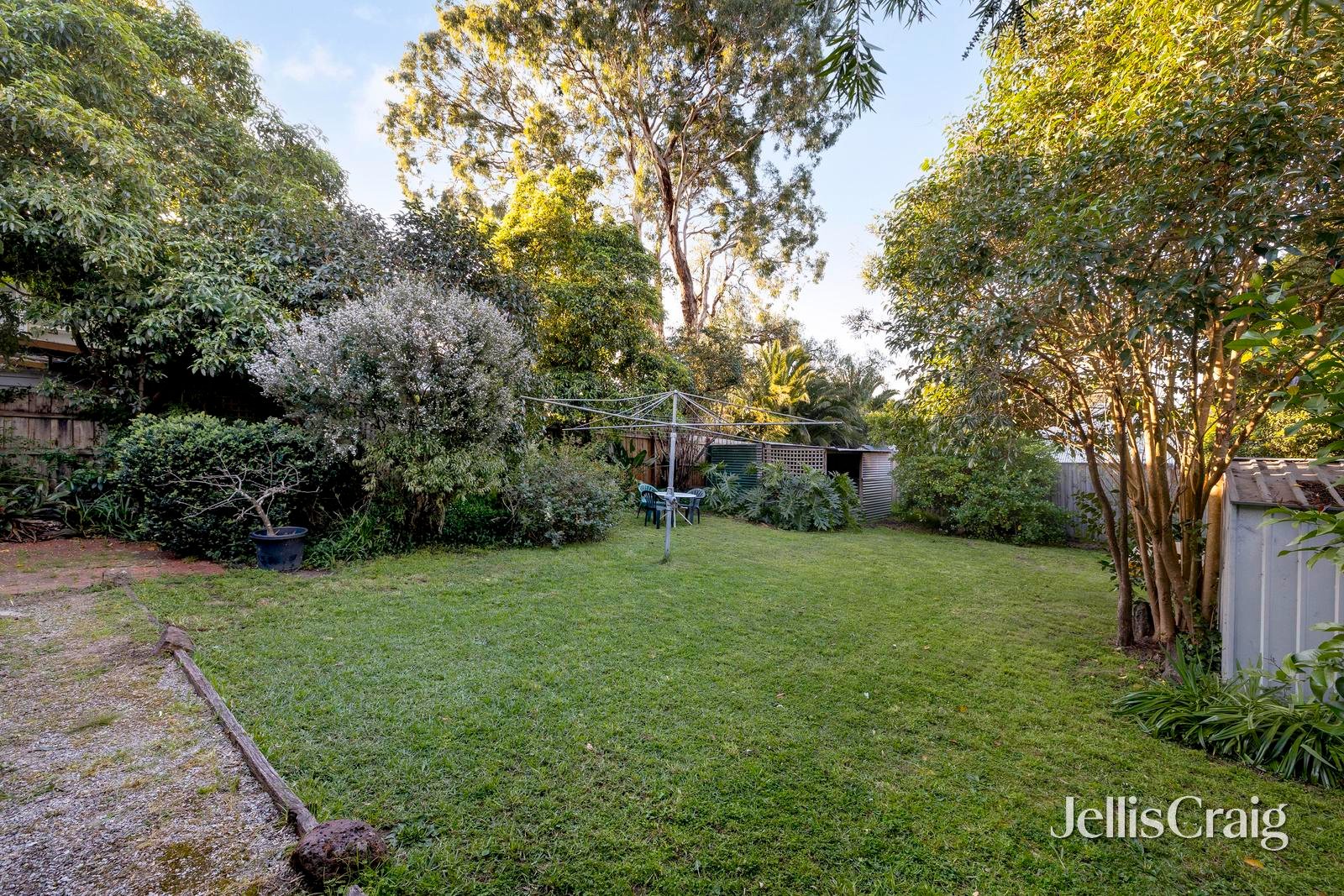 83 Rattray Road, Montmorency image 10
