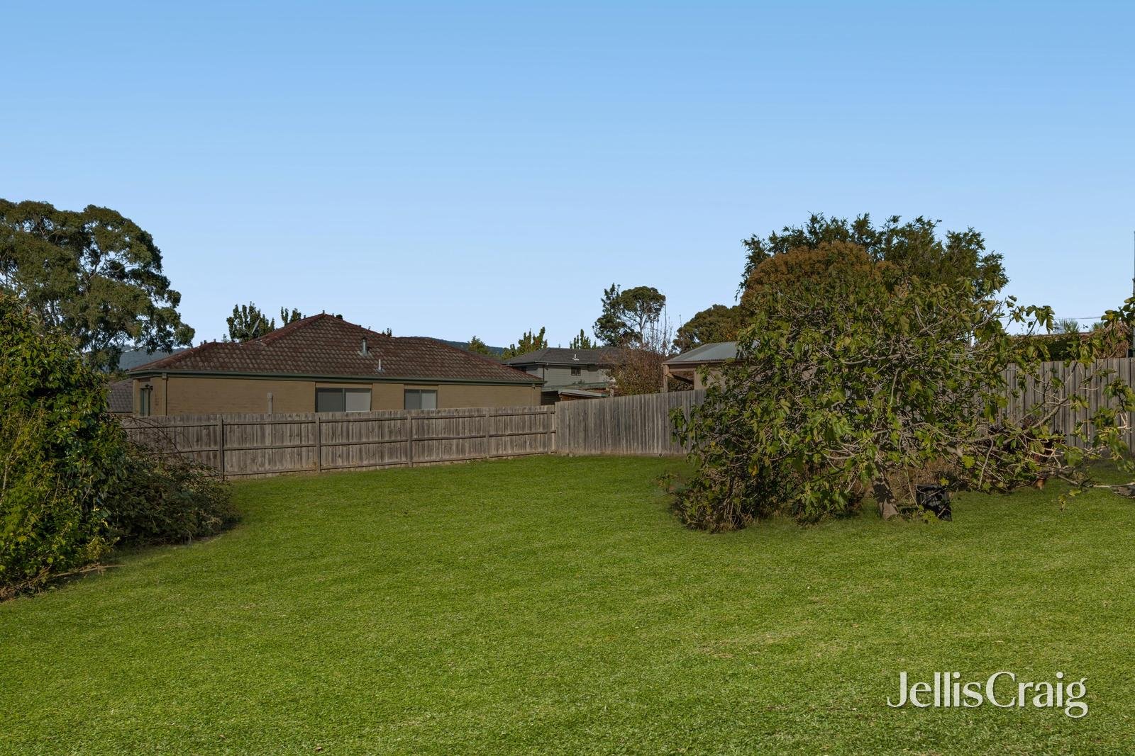 83 Scoresby Road, Bayswater image 4