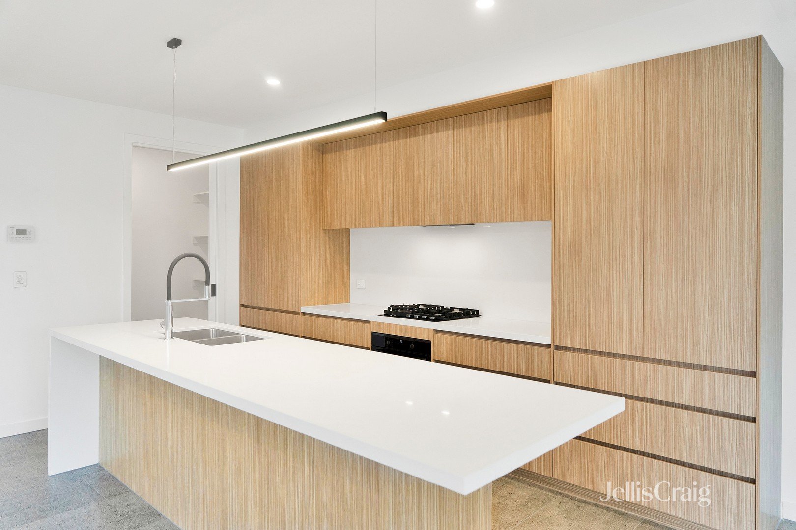 83 Second Avenue, Altona North image 8