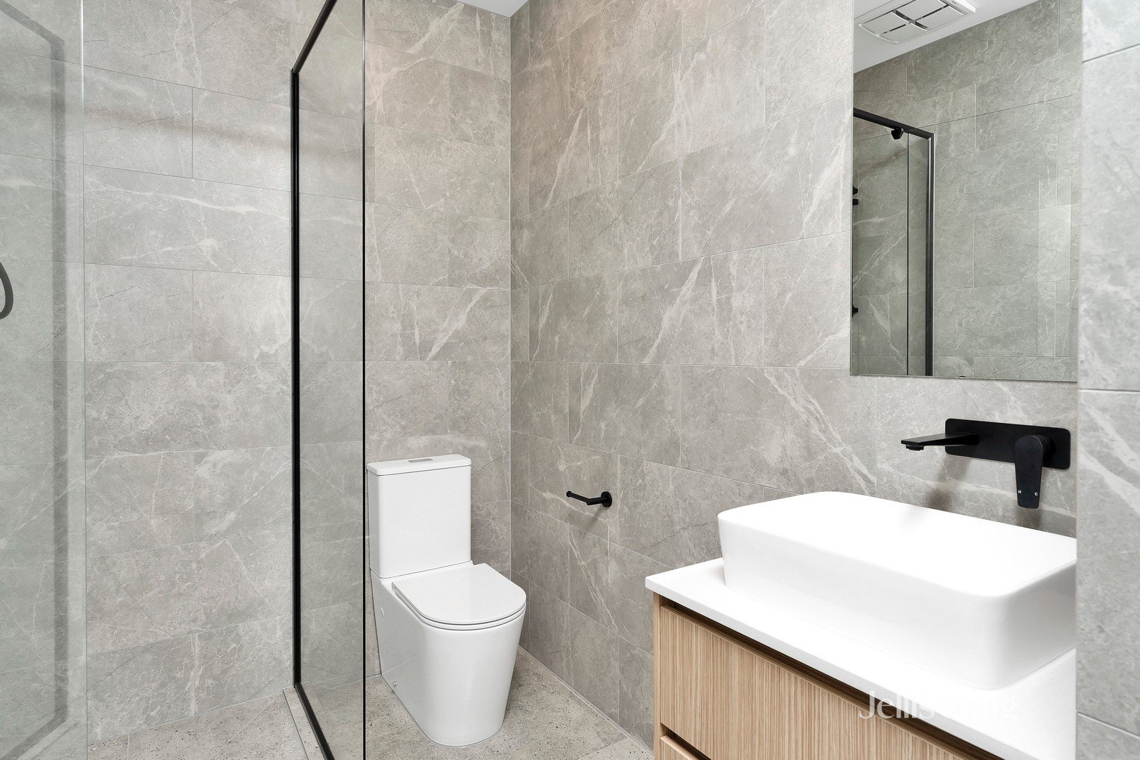 83 Second Avenue, Altona North image 9