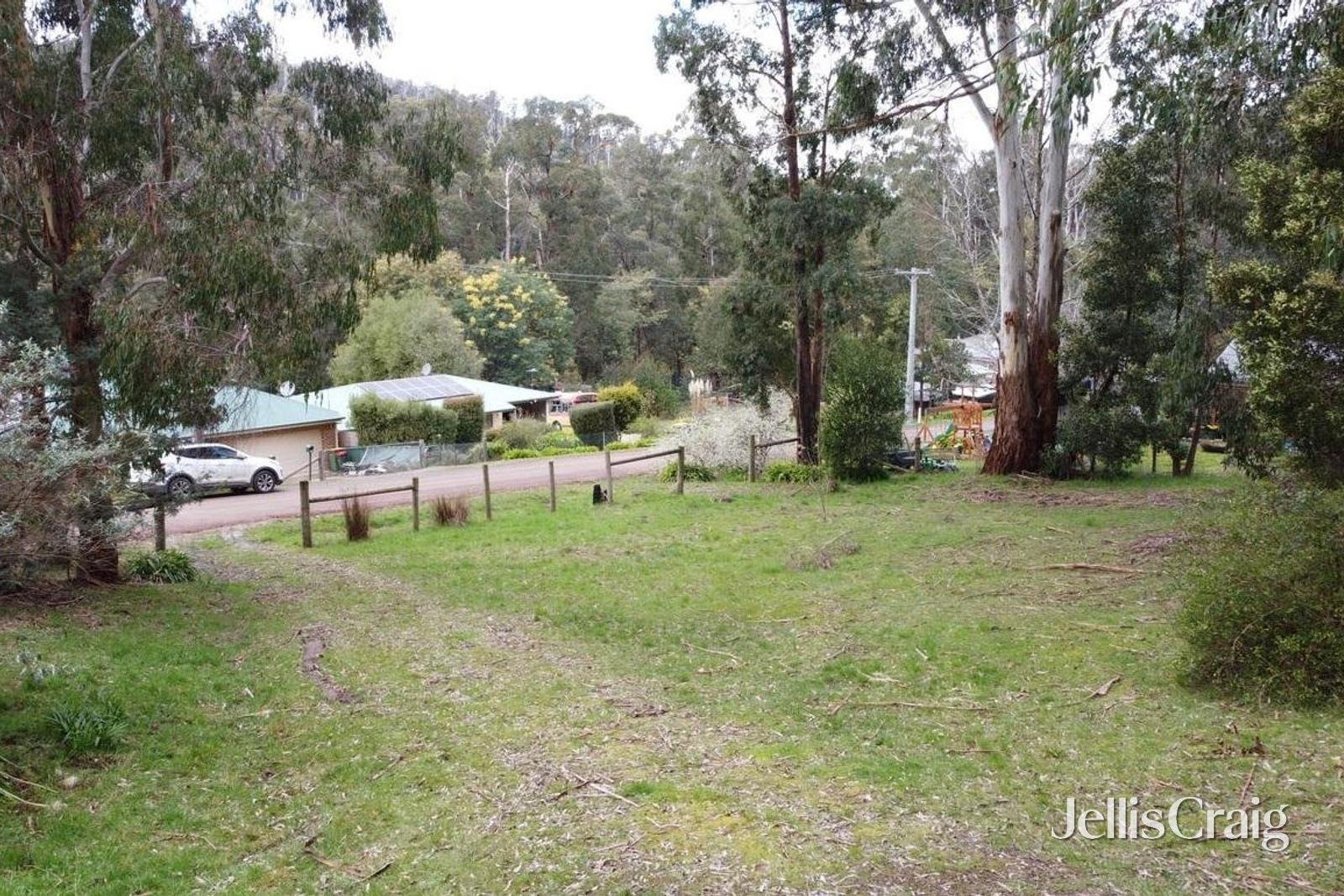 83 Silver Parrot Road, Flowerdale image 4