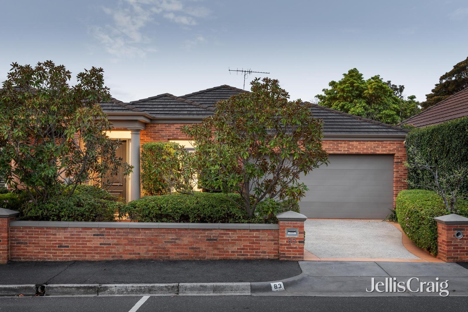 83 St Helens Road, Hawthorn East image 1