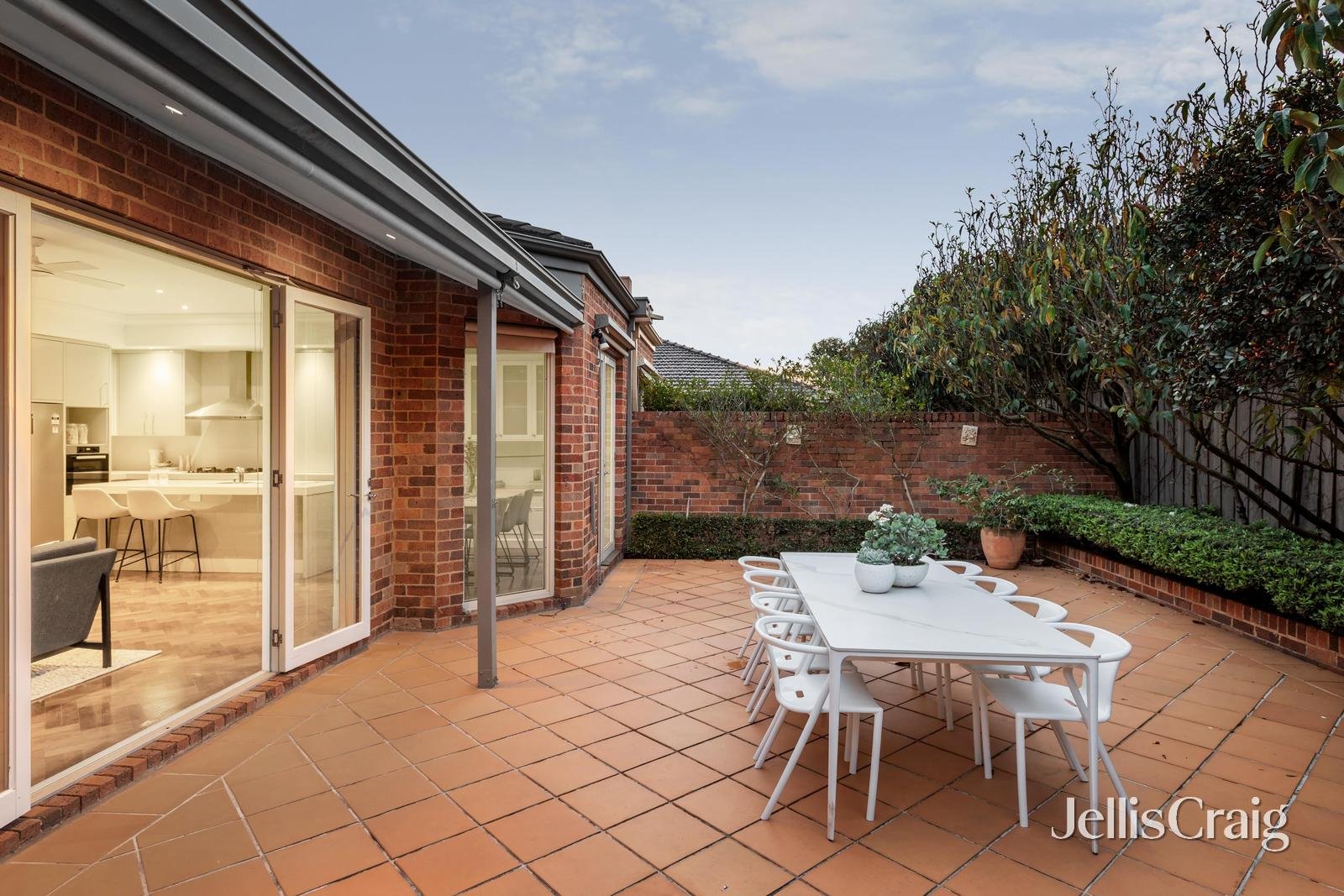 83 St Helens Road, Hawthorn East image 12