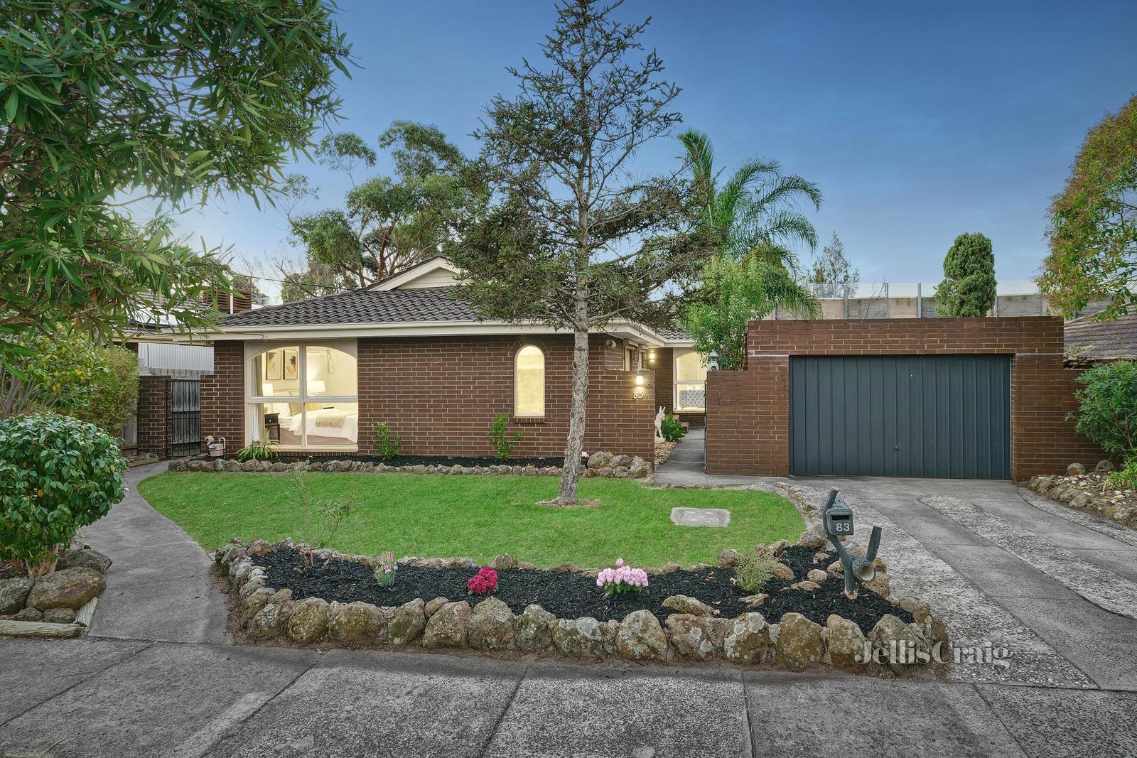 83 Therese Avenue, Mount Waverley image 1