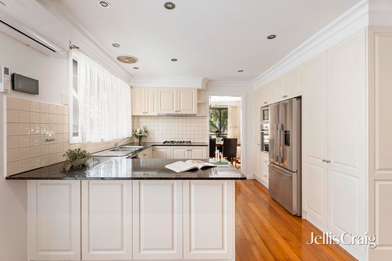 83 Waverley Street, Moonee&nbsp;Ponds image 5