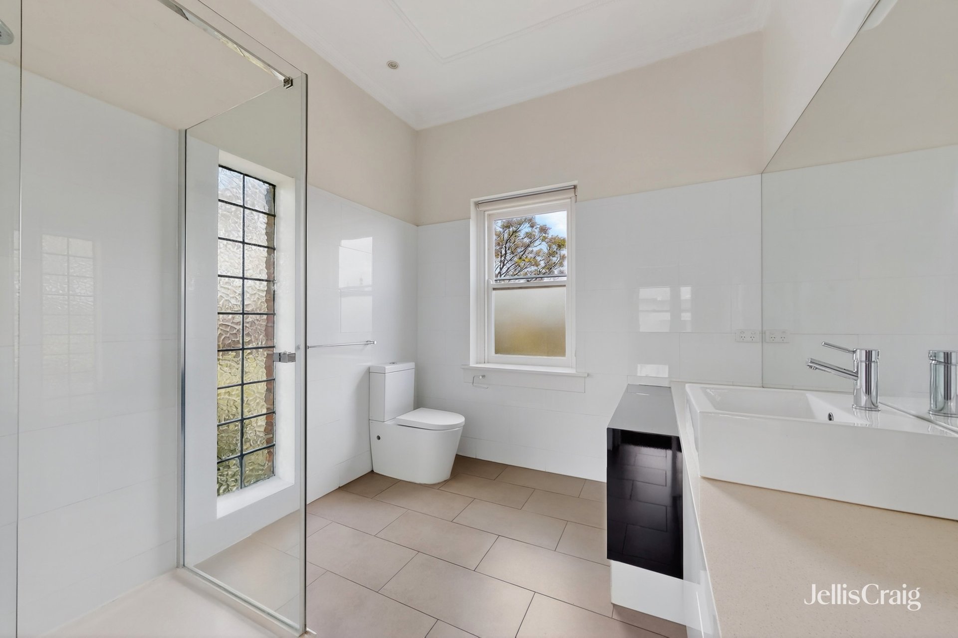 83 Wellington Street, Kew image 12