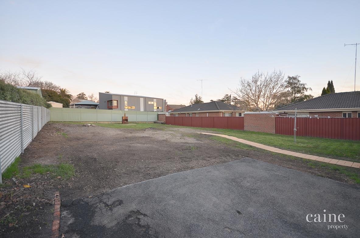 831 Barkly Street, Mount Pleasant image 4