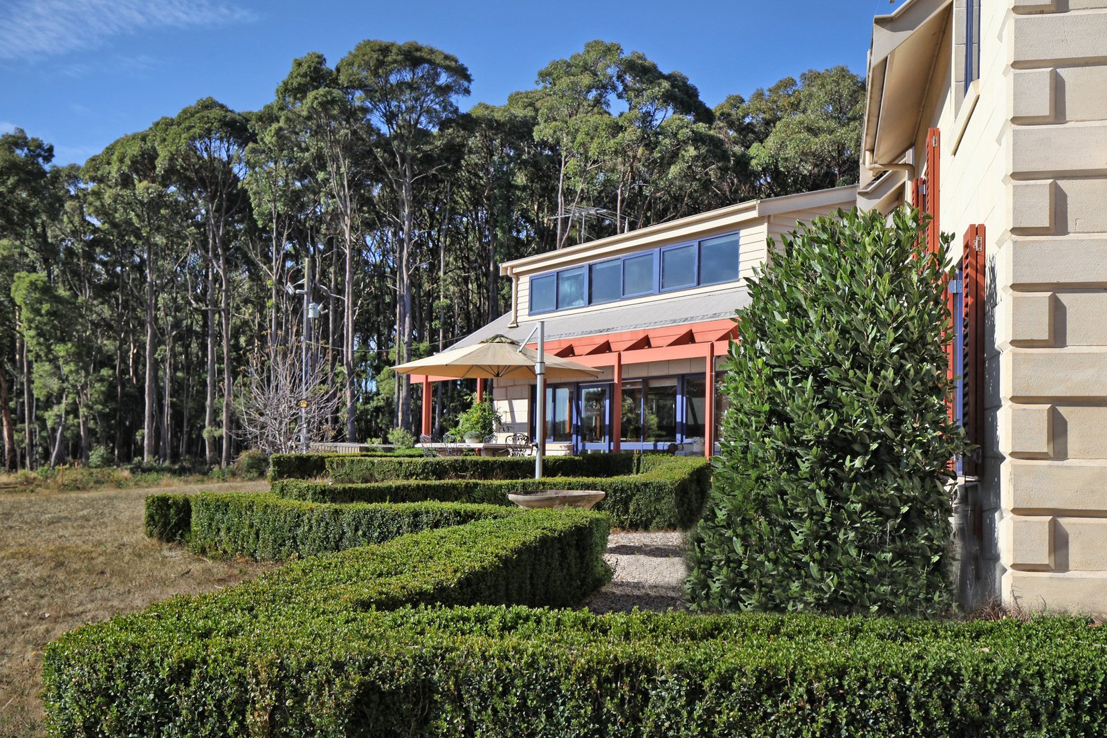 Property Gallery Thumbnail 3