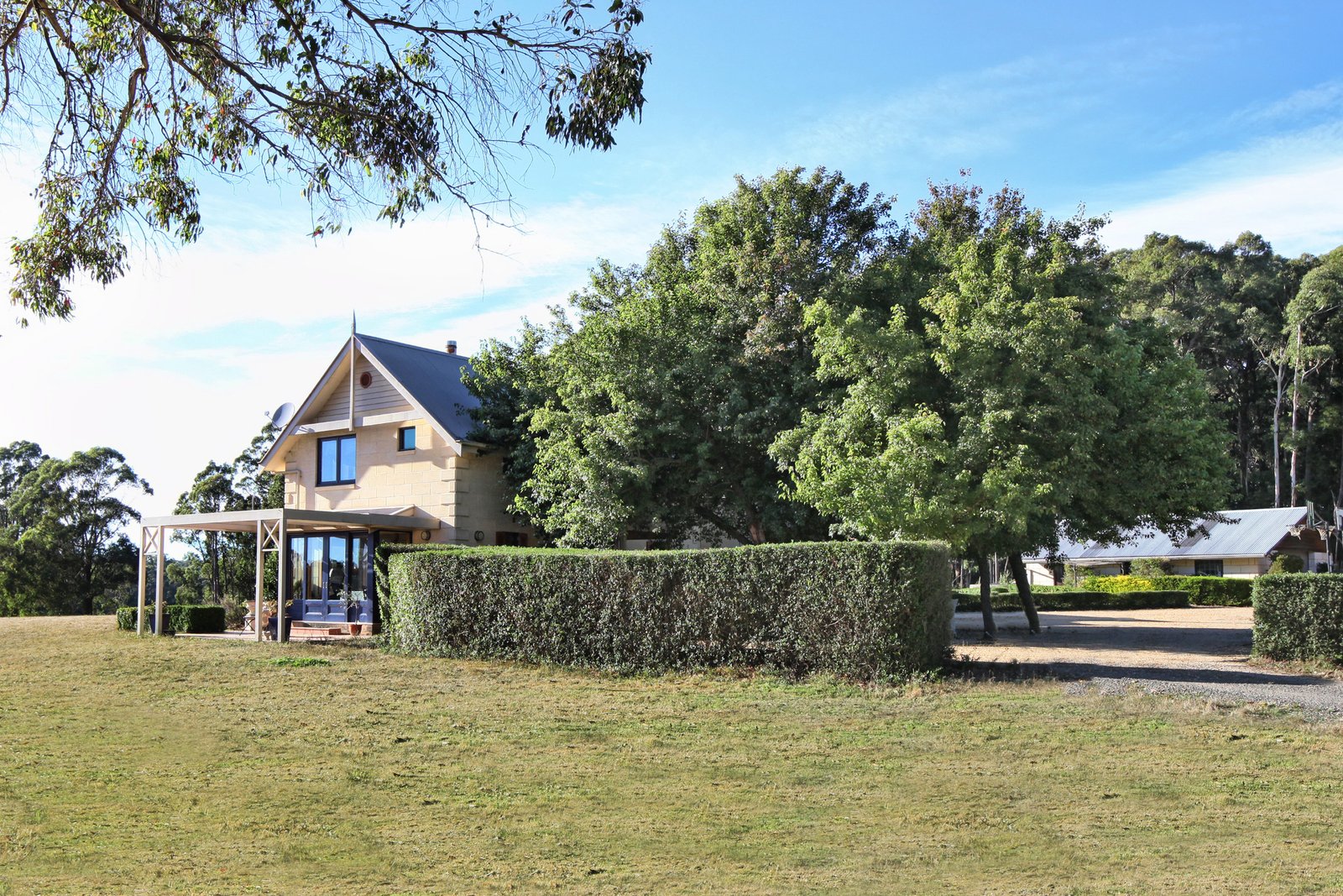 Property Gallery Thumbnail 27