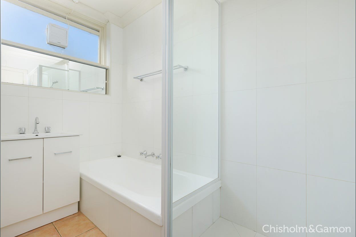 8/31 Selwyn Avenue, Elwood image 5