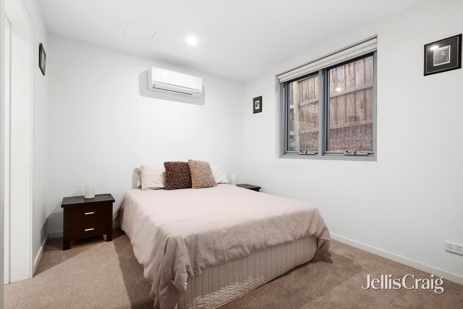 8/316 Manningham Road, Doncaster image 4