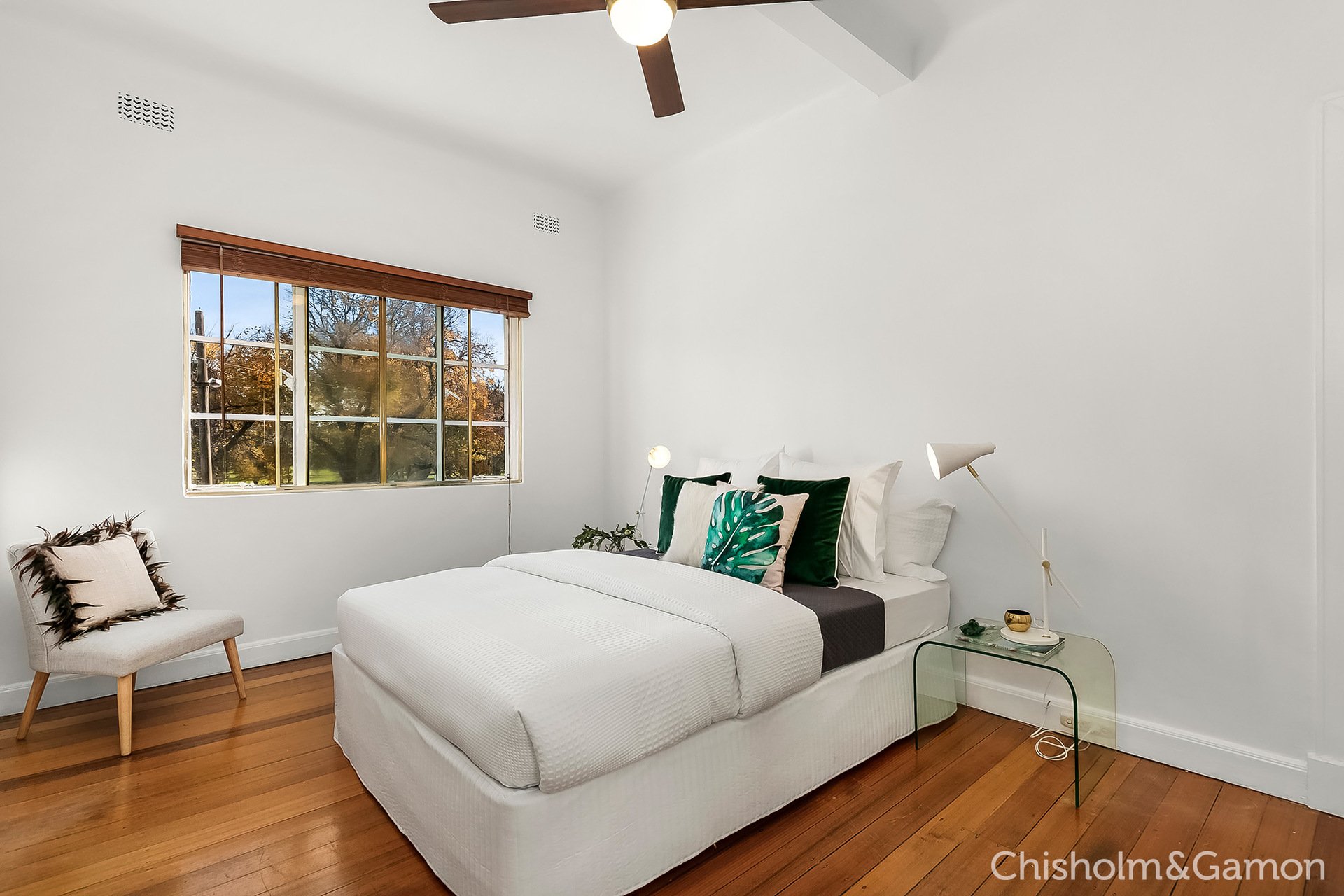 8/32 Queens Road, Melbourne image 3