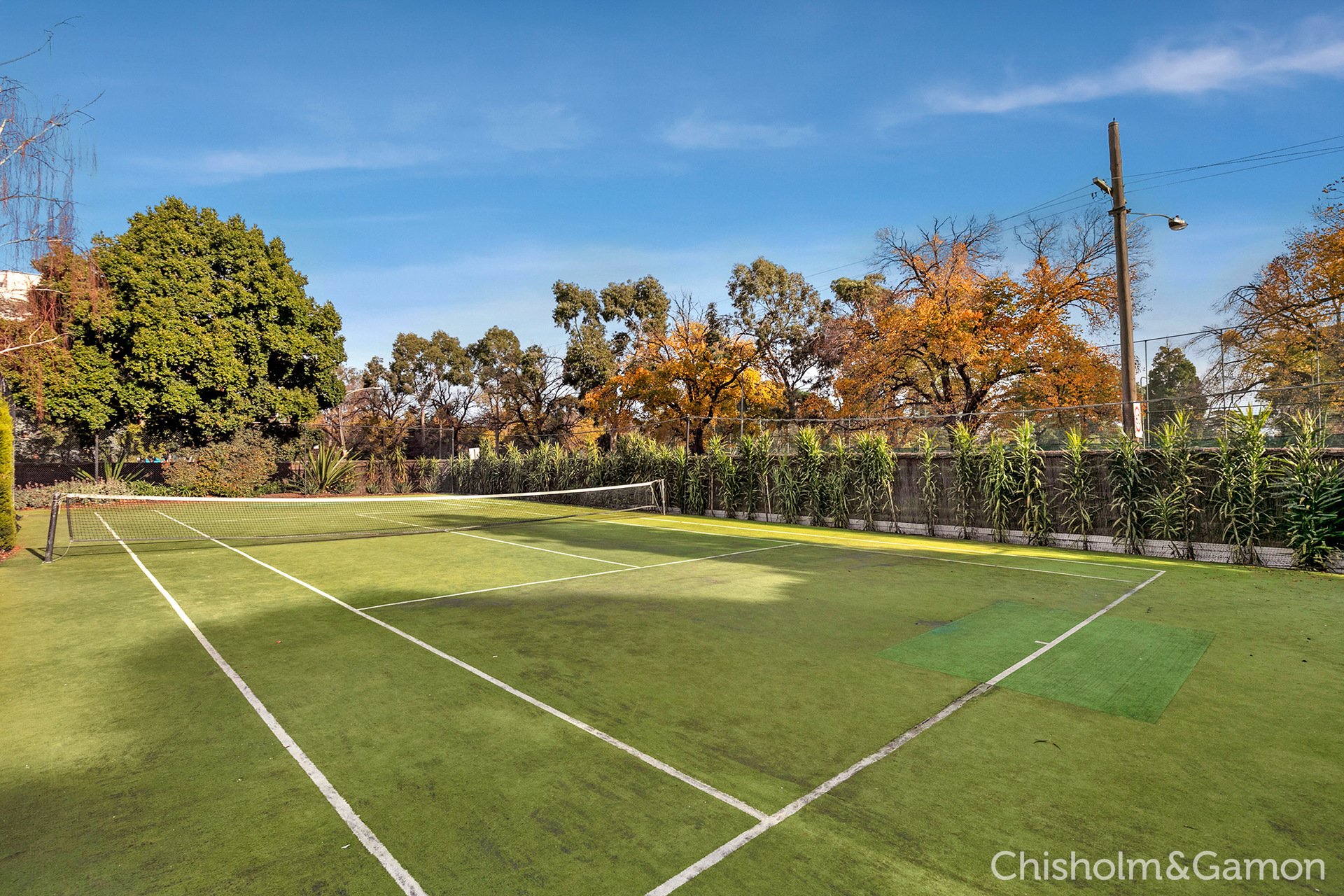 8/32 Queens Road, Melbourne image 4