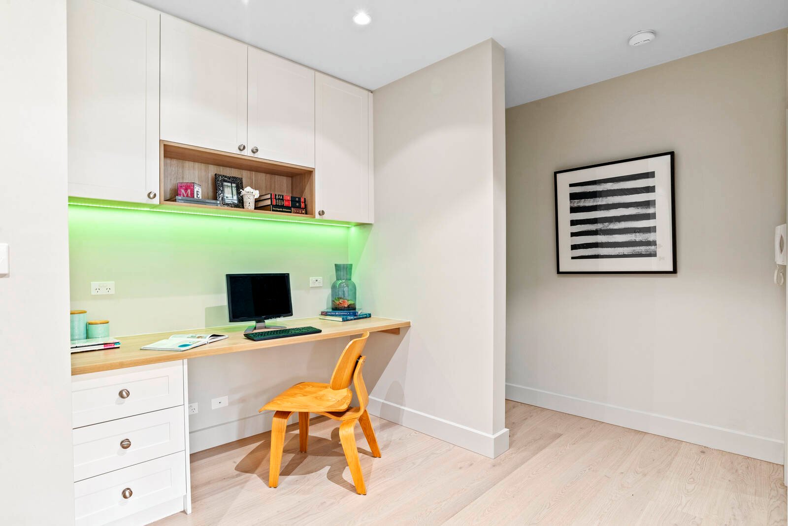 Property Gallery Thumbnail 10