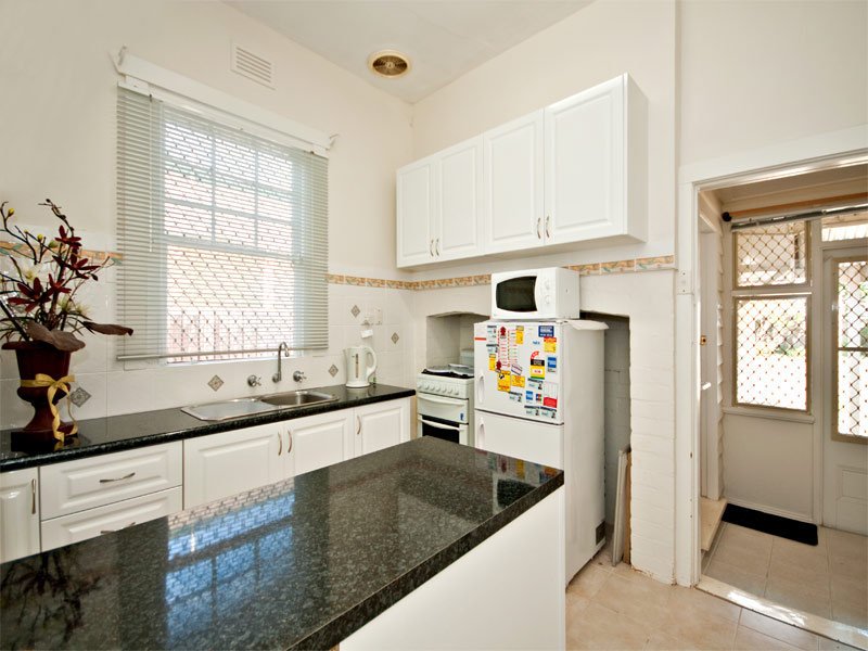 833 Station Street, Box Hill North image 4