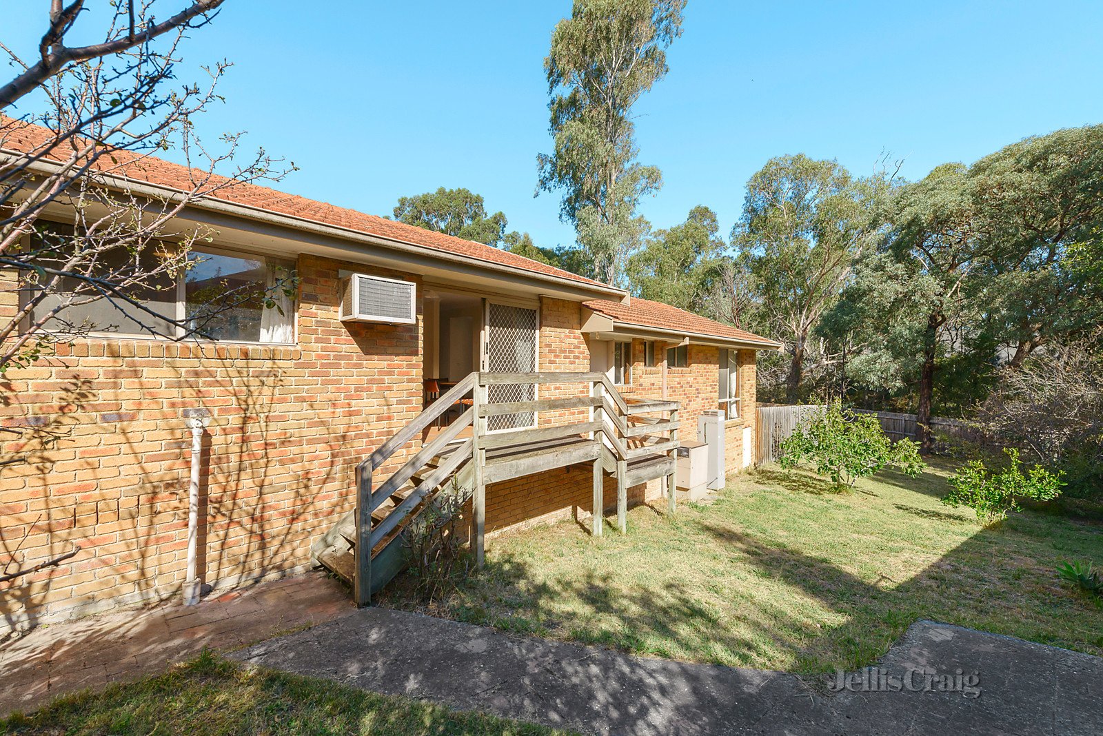 8/34 Bowen Road, Doncaster East image 4