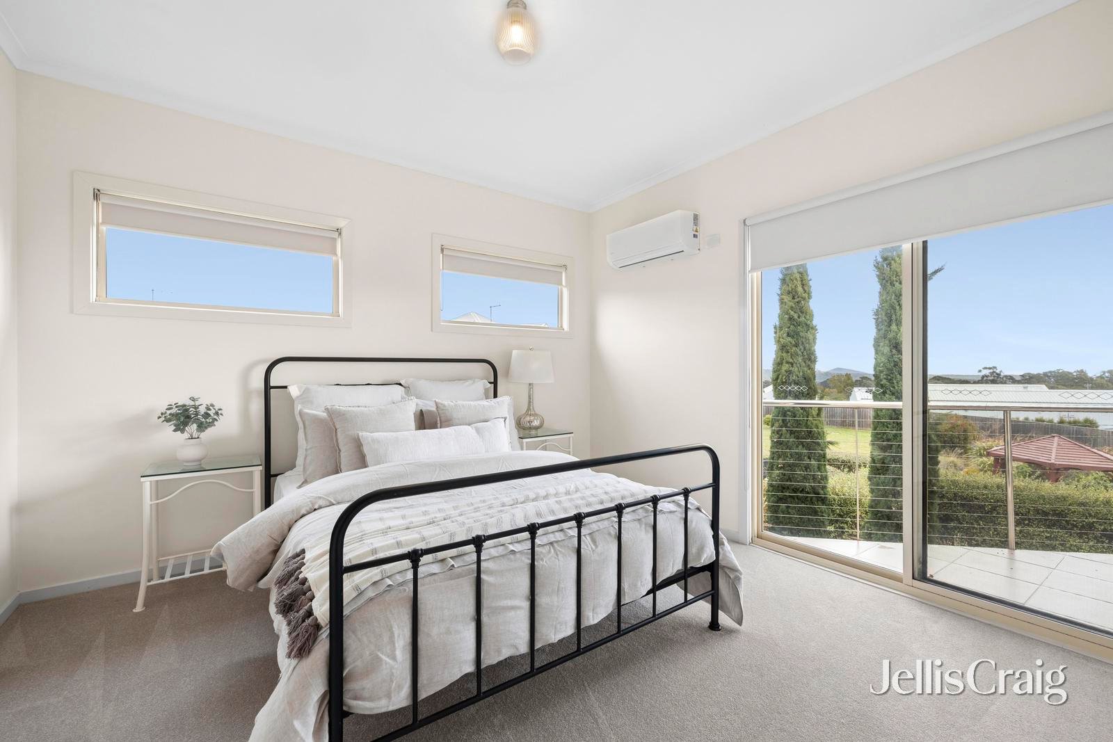 8/34 Smith Street, Daylesford image 5