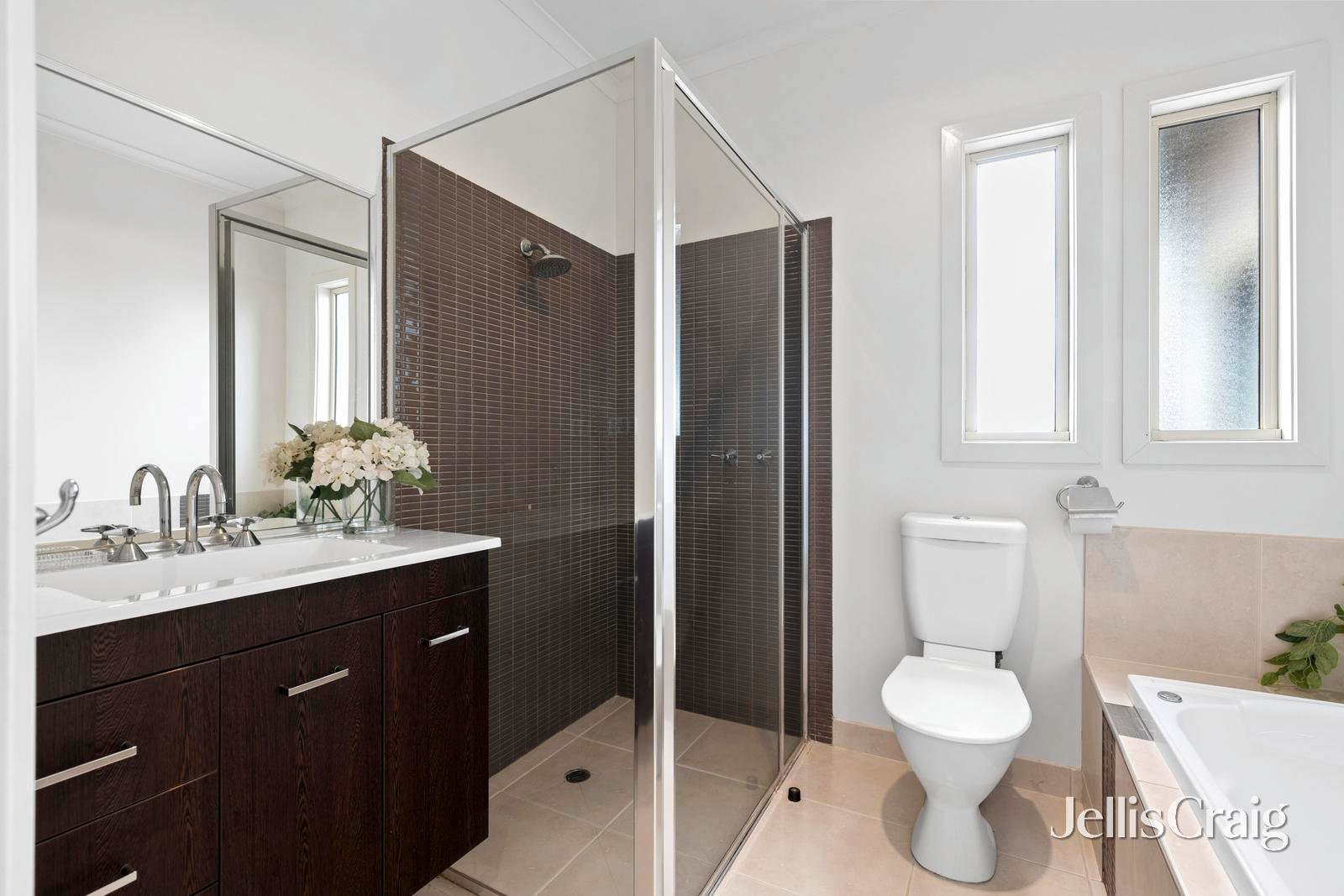 8/34 Smith Street, Daylesford image 6