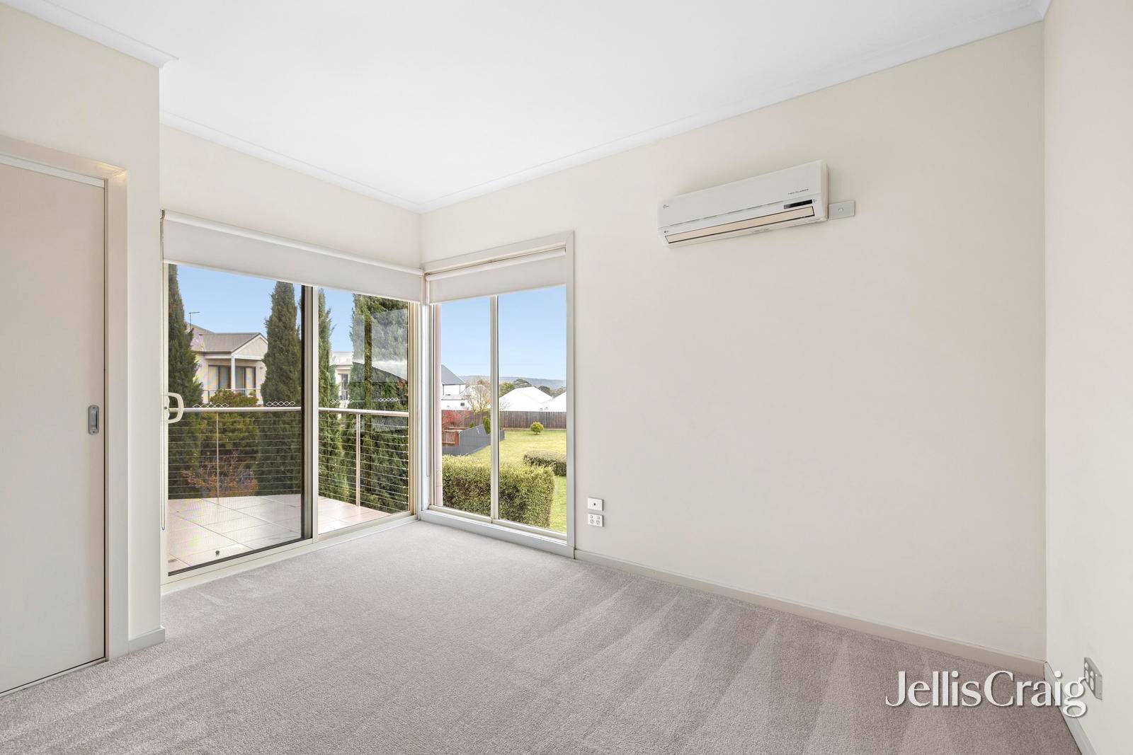 8/34 Smith Street, Daylesford image 7