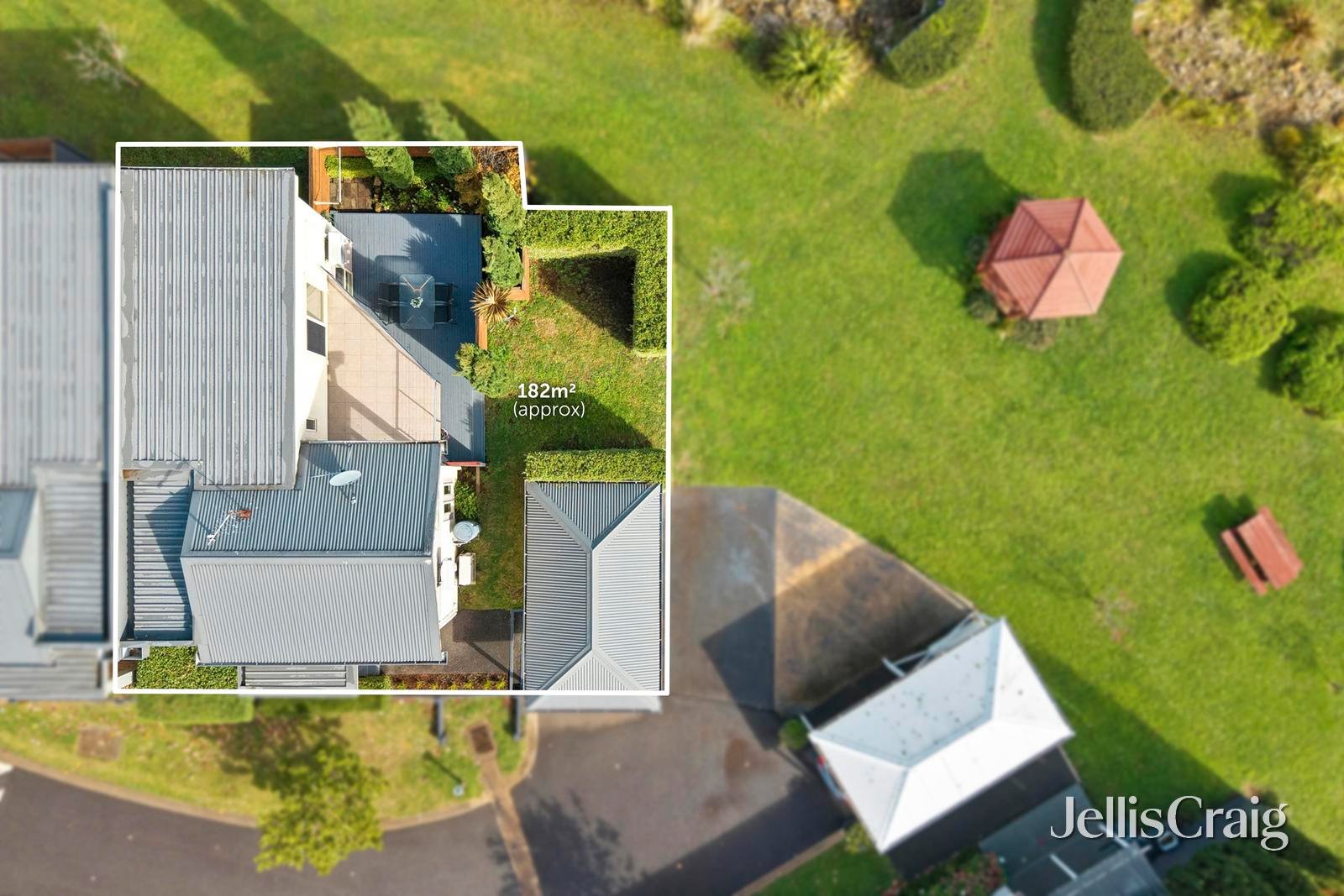 8/34 Smith Street, Daylesford image 11