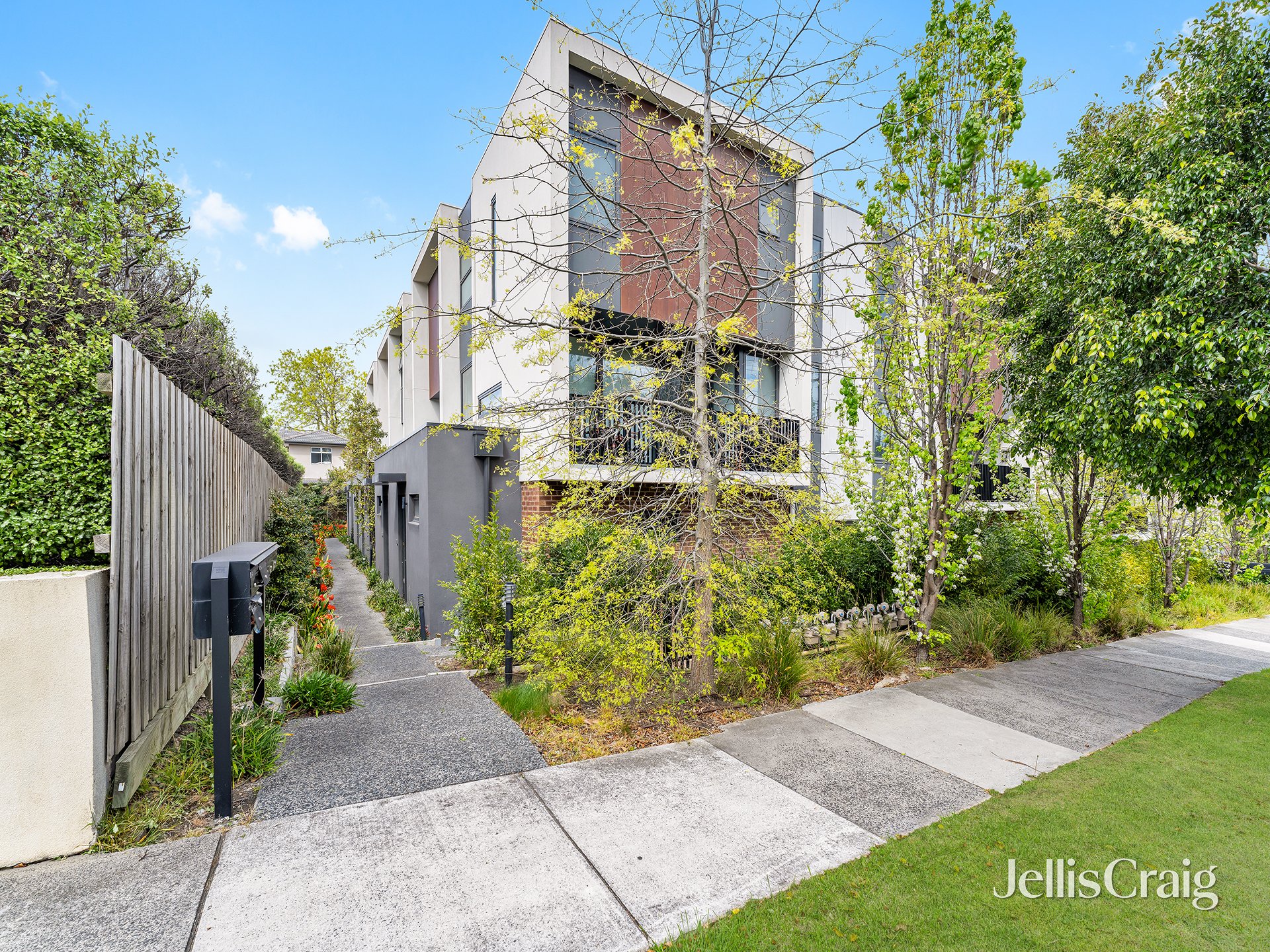 8/342 Burwood Highway, Burwood image 1