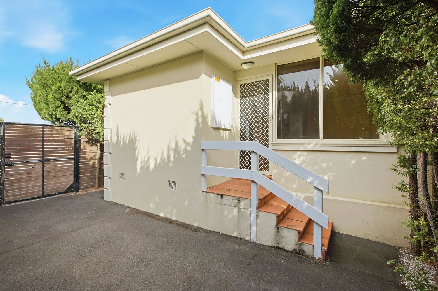 8/35-37 Malane Street, Bentleigh&nbsp;East image 2