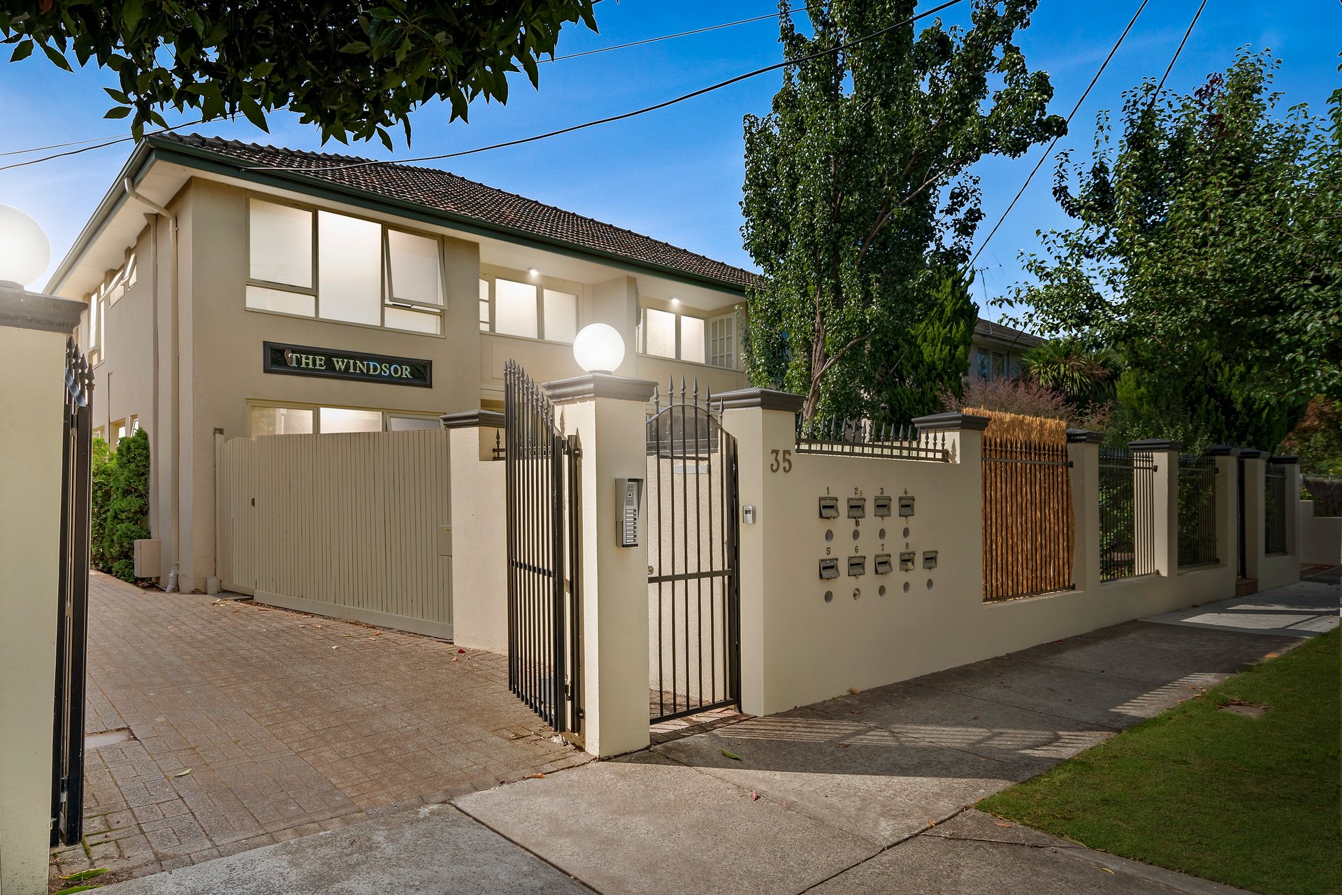 Property Gallery - Main Image