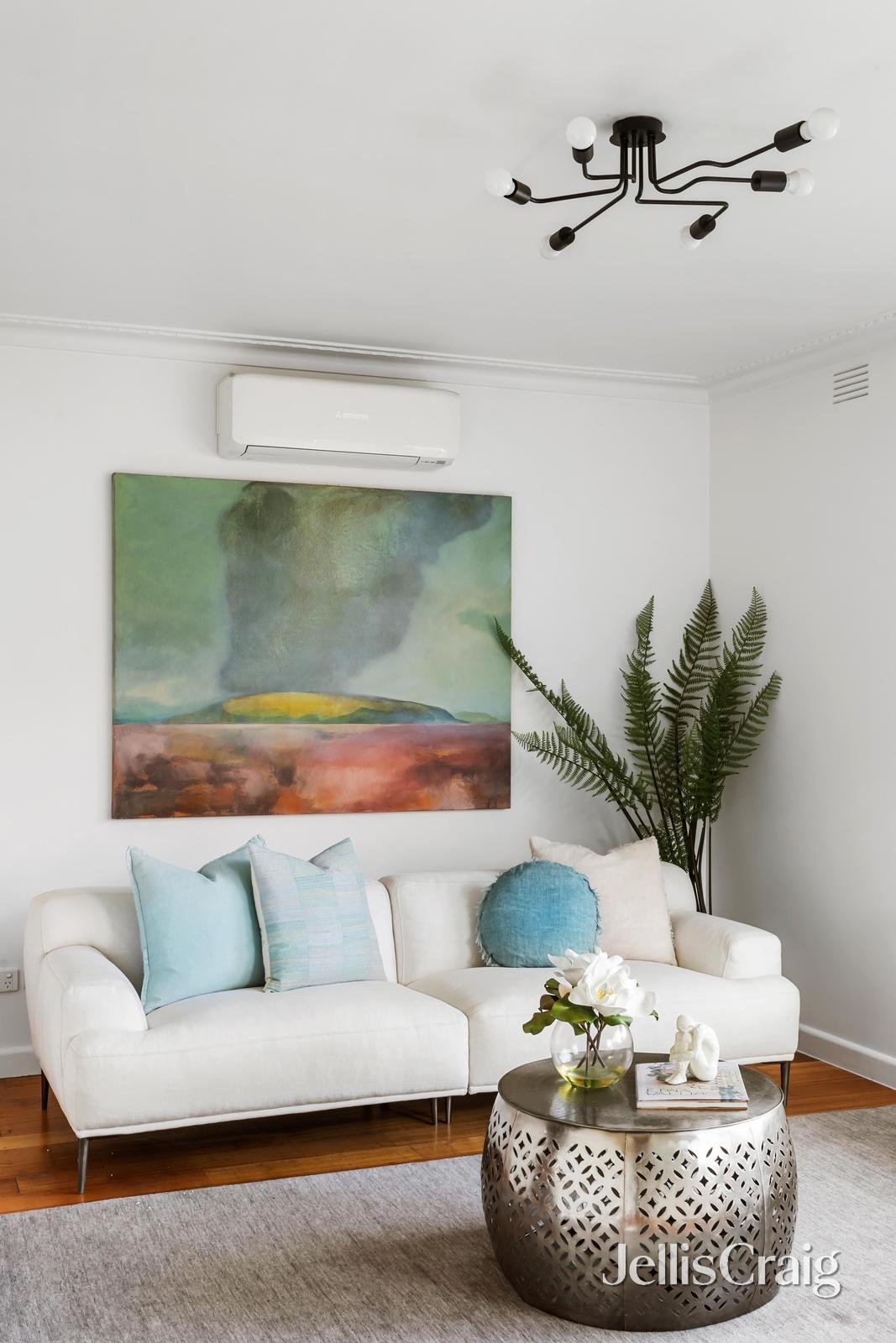 8/35 Weir Street, Balwyn image 3