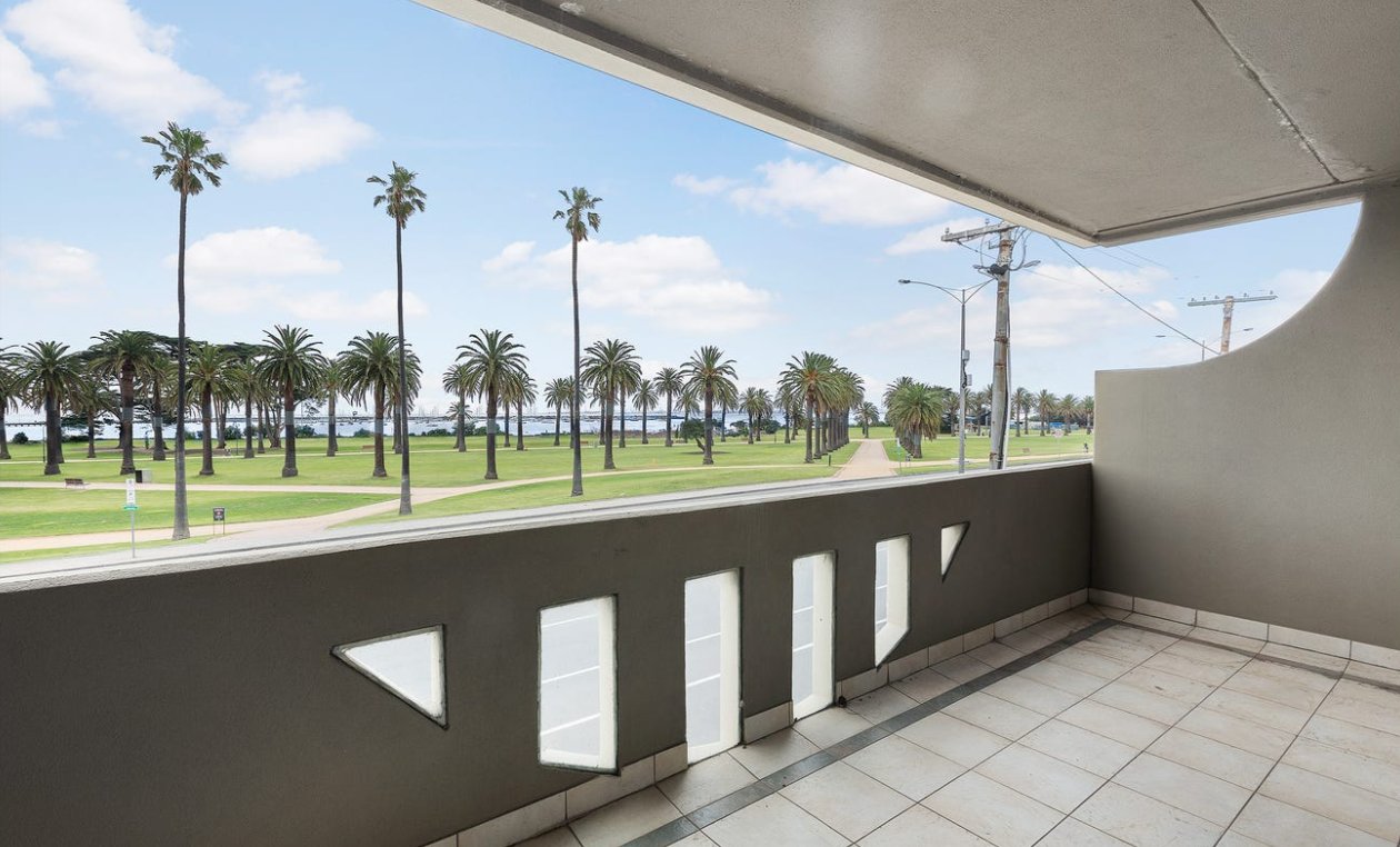 8/358 Beaconsfield Parade, St Kilda West image 7