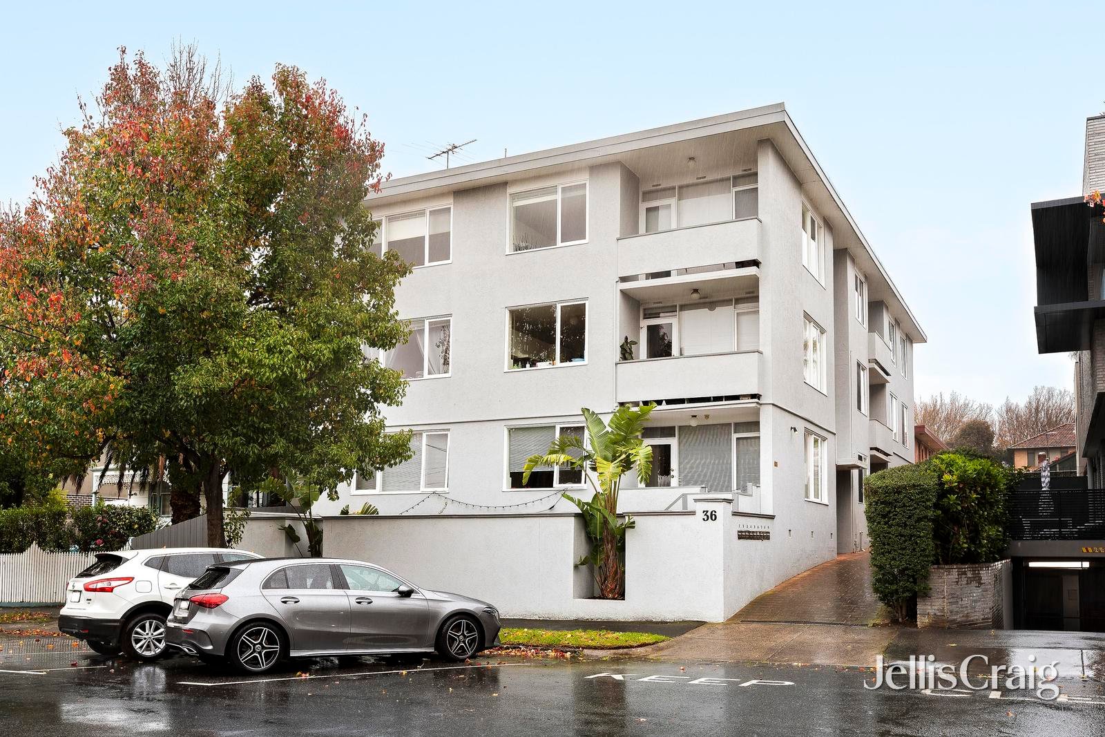 8/36 Byron Street, Elwood image 1