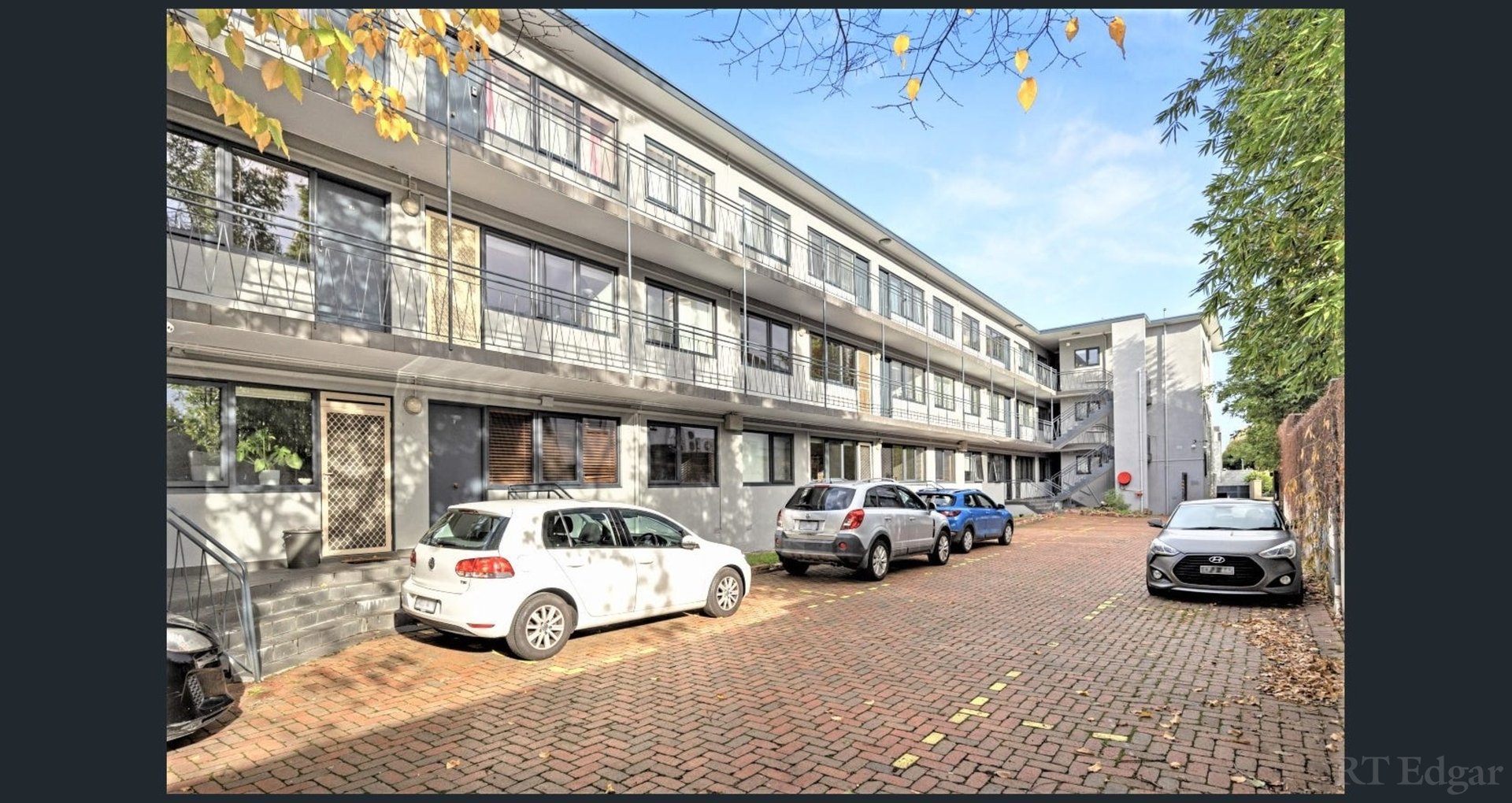 Property Gallery Thumbnail 8